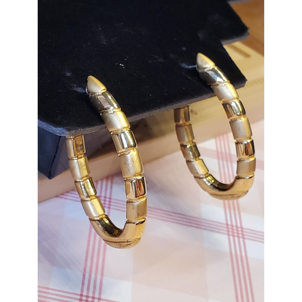 Vintage Matte Gold Shrimp Hoop Earrings, Chunky Ribbed Oval, 90s Bamboo Textured